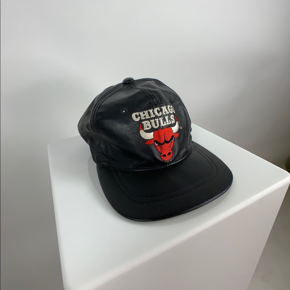 chicago bulls leather hat vintage nba authentic